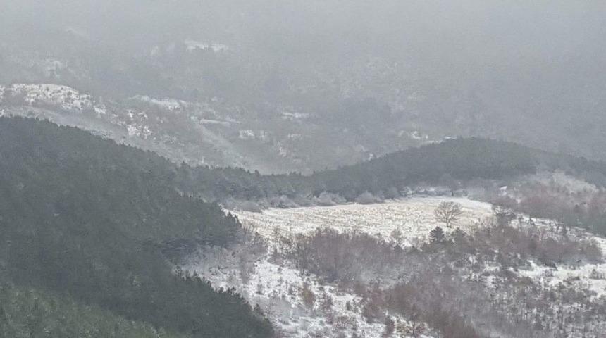 Akdağ&rsquo;da Kar Kalınlığı 10 Santimetreyi Ge&ccedil;ti
