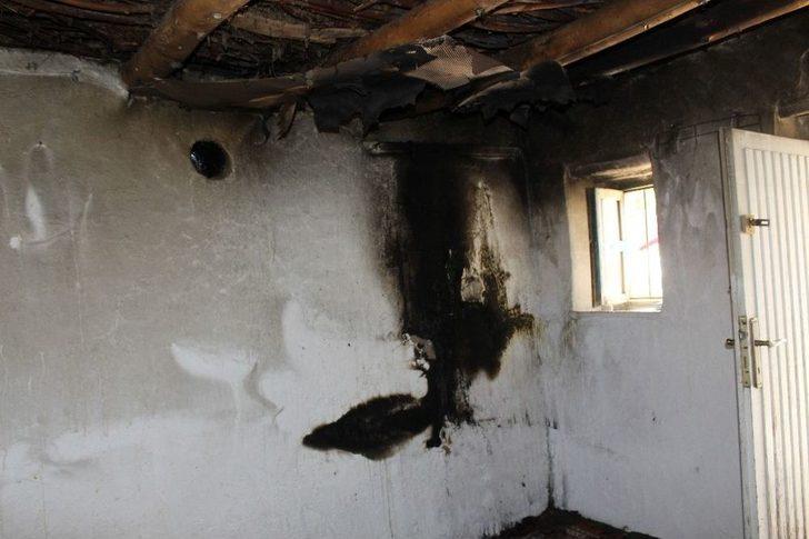 (özel Haber) Kendi Kendine Yanan Evlerin Sırrı Çözülemiyor G1