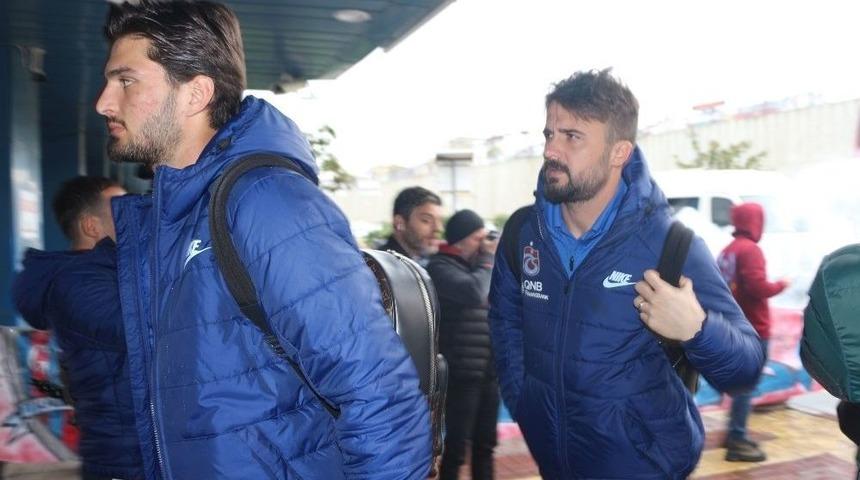 Trabzonspor Meşalelerle Uğurlandı