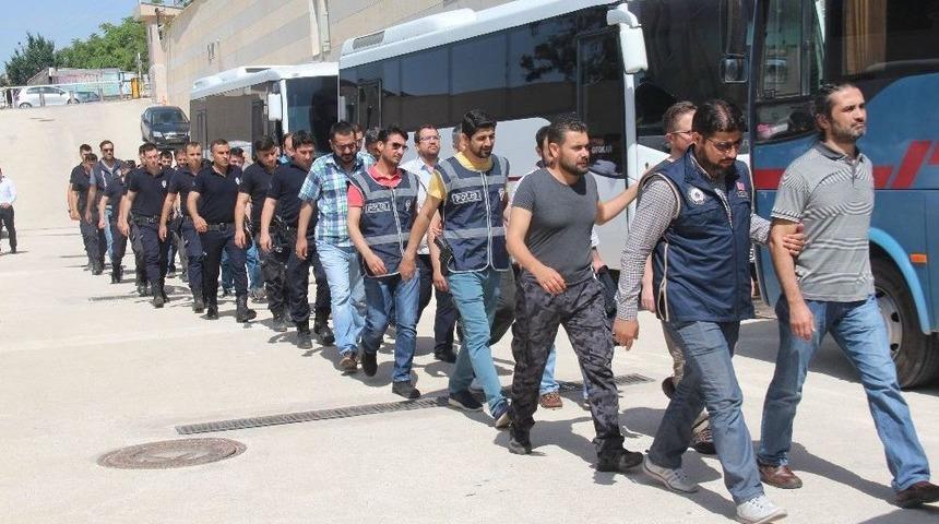 Elazığ Merkezli Fet&ouml;&rsquo;ye Ankes&ouml;r Operasyonu: 18 Subay Adliyeye Sevk Edildi