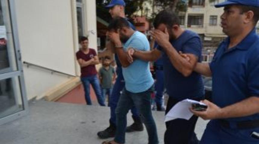 &Ccedil;alıntı Hayvanlar Otomobilde Ele Ge&ccedil;irildi