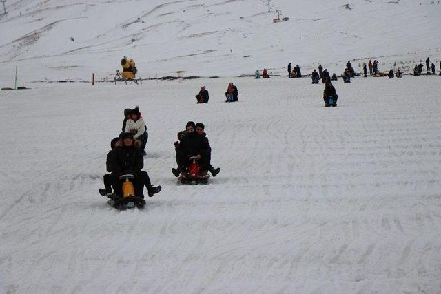 Erciyes’e Yabancı Gazetecilerden Yoğun İlgi