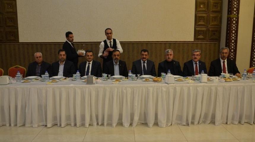 Malatya Ticaret Borsası&rsquo;ndan Geleneksel Yıl Sonu Yemeği