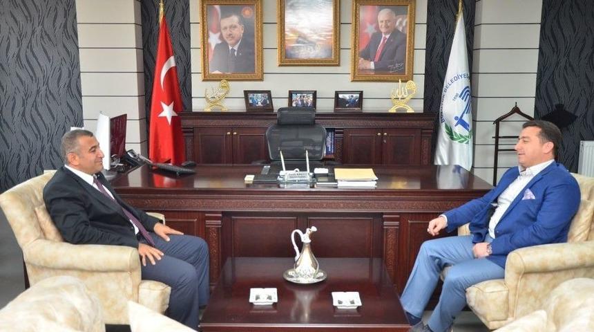 İl M&uuml;d&uuml;r&uuml; &Ouml;zcan&rsquo;dan Başkan Bakıcı&rsquo;ya Ziyaret