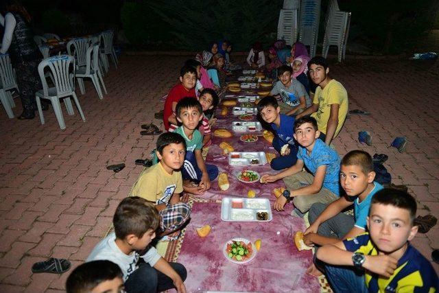 Kumluca’da Gençlerin Sahur Ve İftar Geleneği