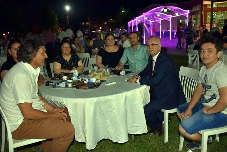 Başkan Kayda, Belediye Personeli İle İftar Yaptı G3