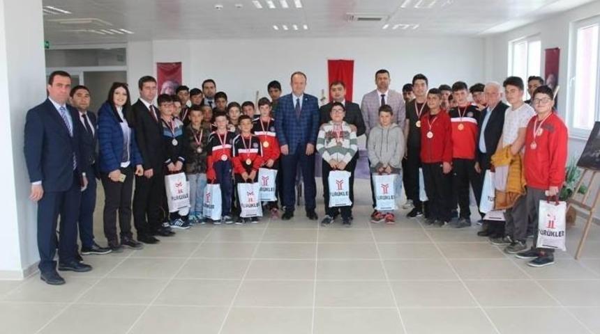 Ergene Halk Eğitimi Merkezi G&uuml;reş Takımı Madalyalara Ambargo Koydu