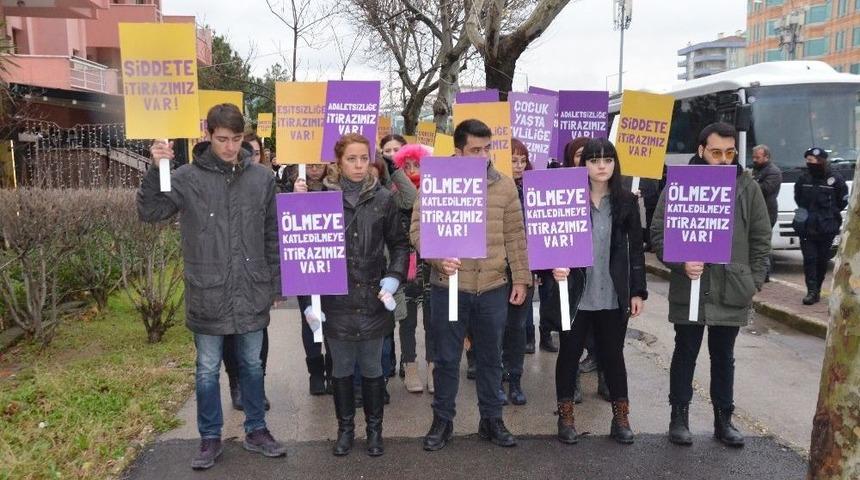 Öldürülen Üniversiteli Zülal İçin Yürüdüler