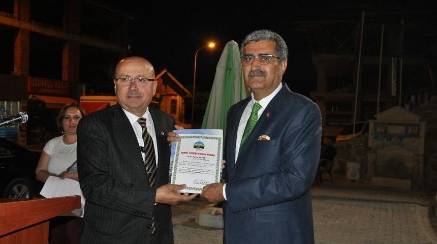 Sarıveliler Halkı Belediyenin İftarında Biraraya Geldi