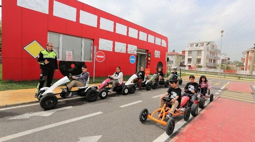 Trafiğin Kahramanları Başiskele&rsquo;de Yetişiyor