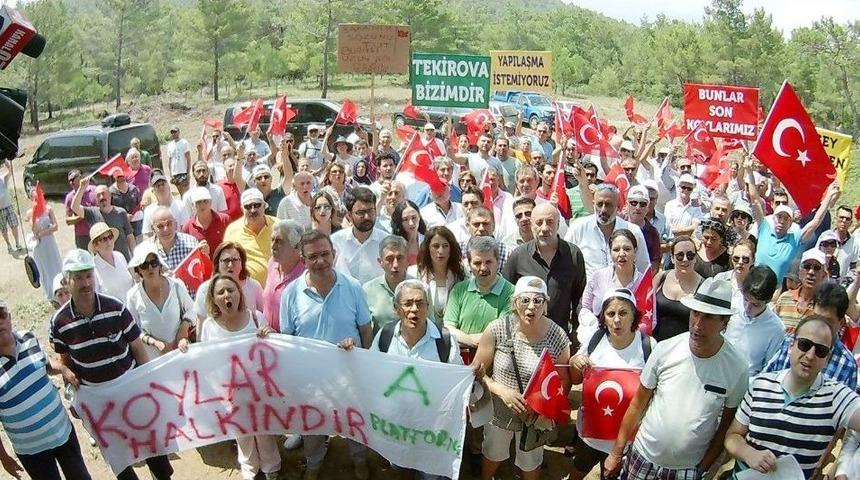 Antalya&rsquo;da &Ccedil;evrecilerden Kleopatra Koyu Eylemi