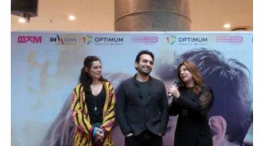 &ldquo;acı Tatlı Ekşi&rdquo; Oyuncuları, İzmir&rsquo;de Sinemaseverlerle Buluştu