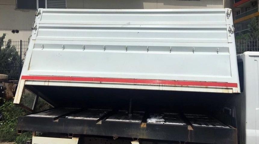 Gizli B&ouml;lme Diyarbakır Polisinin G&ouml;z&uuml;nden Ka&ccedil;madı