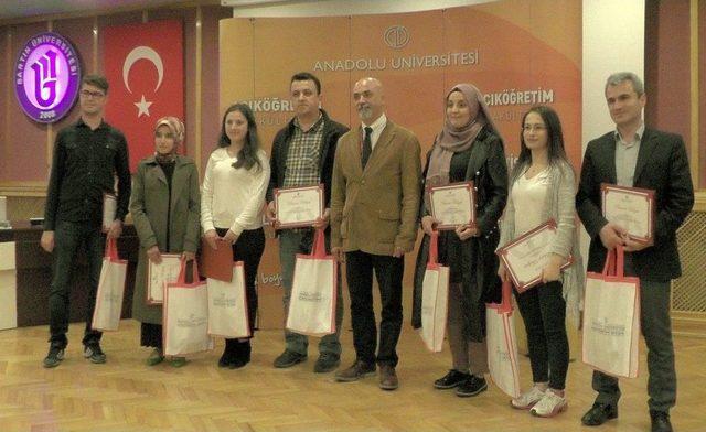 Anadolu Üniversitesi Bartın’da Başarılı Öğrencileri Ödüllendirdi