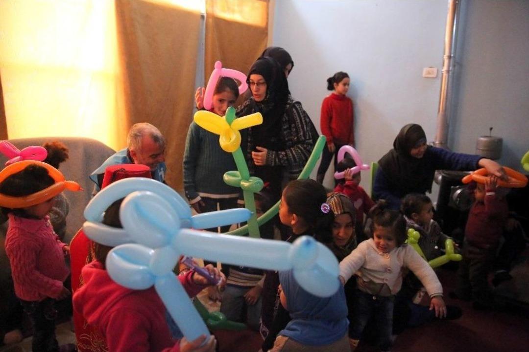 İhh&rsquo;dan Yetimlere Kış Yardımı