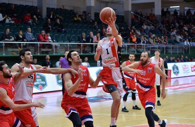 Türkiye Basketbol Ligi: Bandırma Kırmızı: 63 - Bahçeşehir Koleji: 69