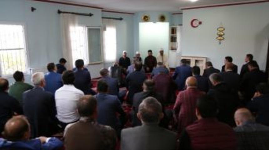 Helikopter Kazası Şehitleri İ&ccedil;in Mevlit Okutuldu