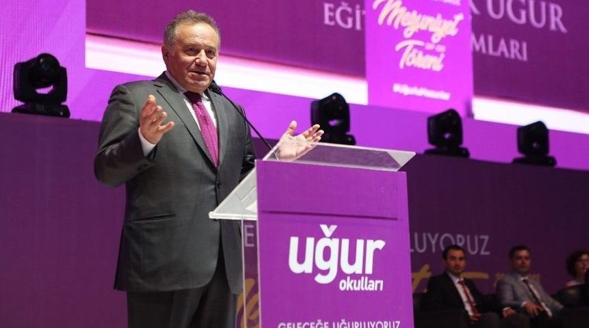 50. Yıl Mezunları Geleceğe &rsquo;uğur&rsquo;landı