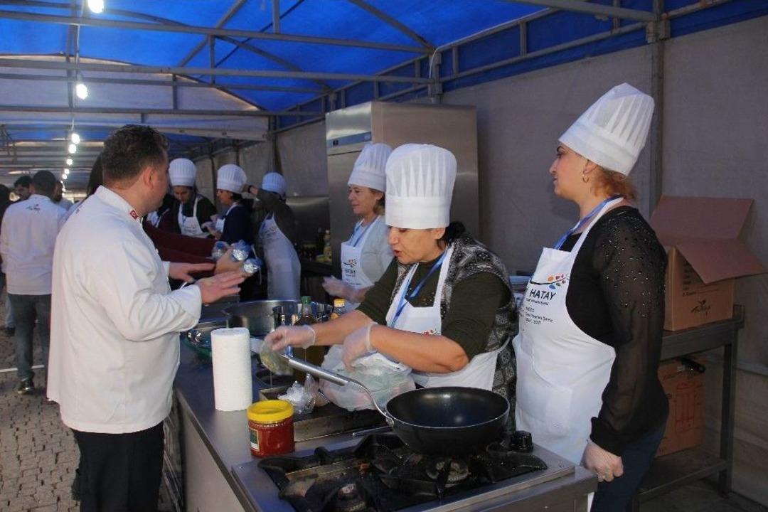 Ekşi Aşı Ve Oruk İ&ccedil;in Lezzet Yarışı