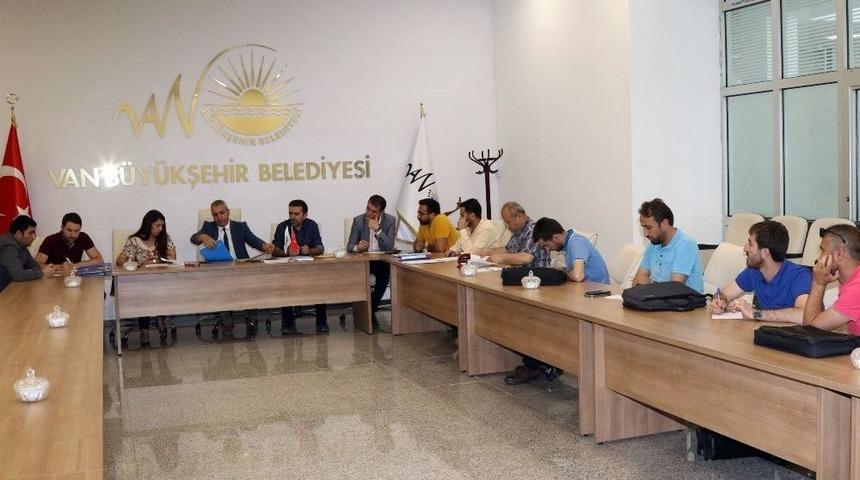 Van B&uuml;y&uuml;kşehir Belediyesinden Tuşba&rsquo;ya B&uuml;y&uuml;k Yol Yatırımı