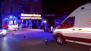 Gençlerin Kavgasında Bıçak Çekildi, 2 Yaralı