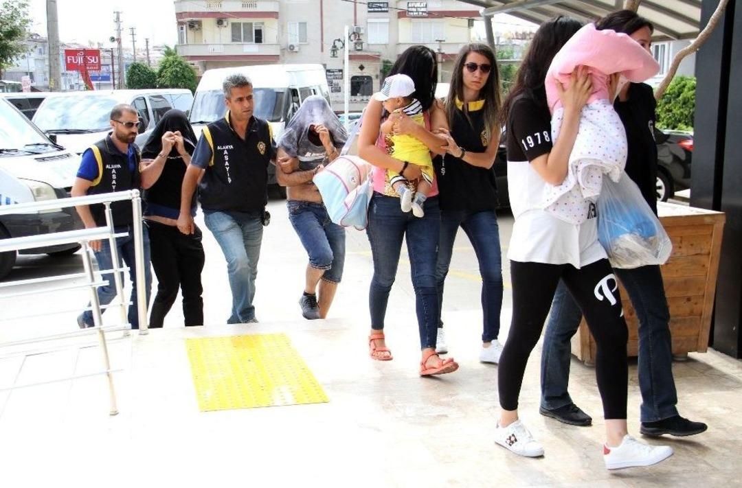Alanya&rsquo;da Fuhuş Operasyonu: 20 G&ouml;zaltı