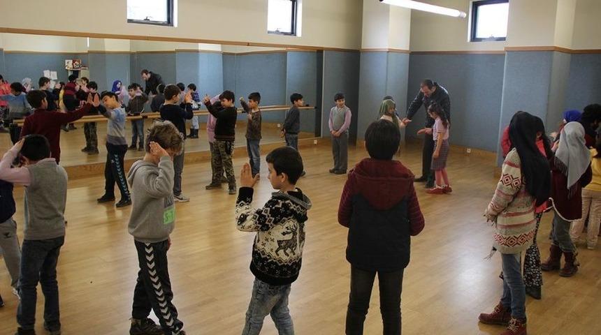 12 Bin 300 &Ouml;ğrenci Sgm&rsquo;ye Misafir Oldu