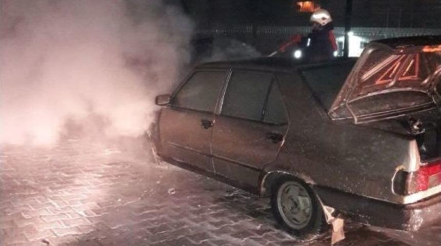 Malatya&rsquo;da Ara&ccedil; Yangını