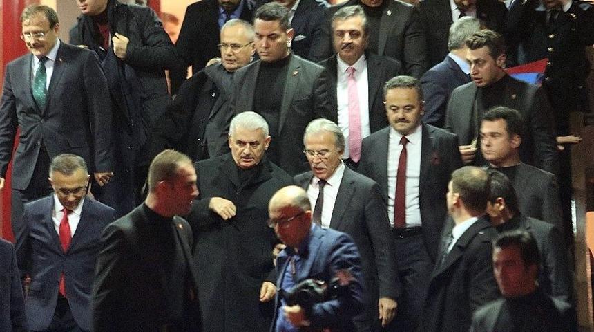 Başbakan Yıldırım, Karab&uuml;k Valiliğini Ziyaret Etti