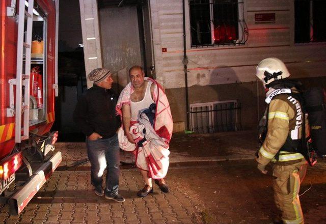 Esenyurt&rsquo;ta Yangın Paniği 1