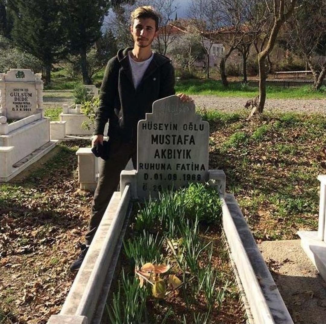 Ma&ccedil; Sonrası Kaza Yapan Motosikletli Gen&ccedil; 2 G&uuml;nl&uuml;k Yaşam Savaşını Kaybetti