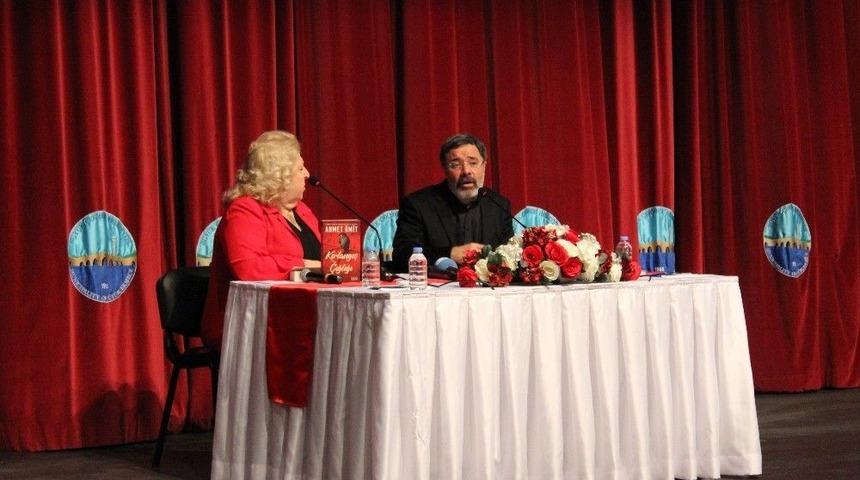 Yazar Ahmet &Uuml;mit: "yazan İnsanlar Kendisi Olmaya &Ccedil;alışmalı"