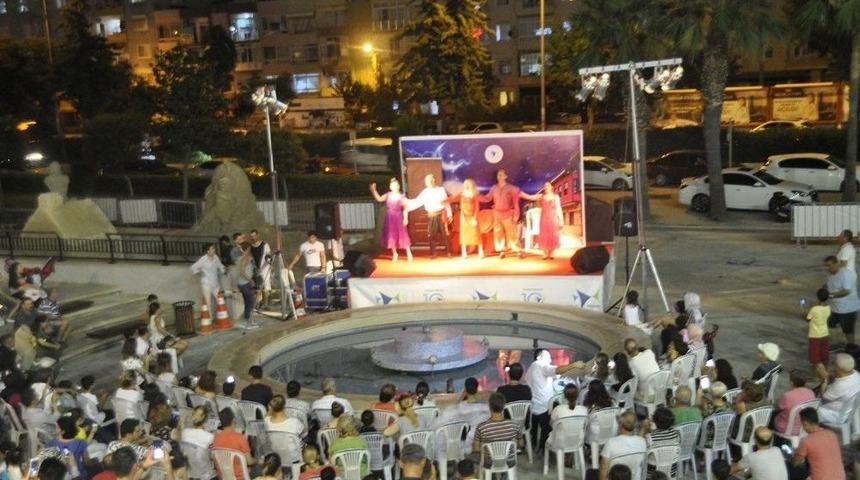 Forum Mersin&rsquo;de M&uuml;zikli Tiyatro G&ouml;sterisi