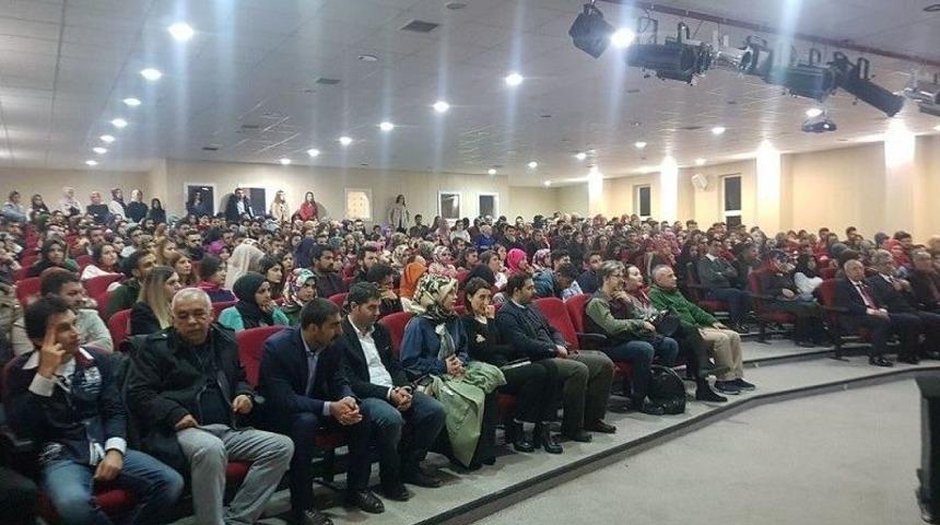 Yy&uuml;&rsquo;de "t&uuml;rk Dili &Uuml;zerine" Konulu Konferans