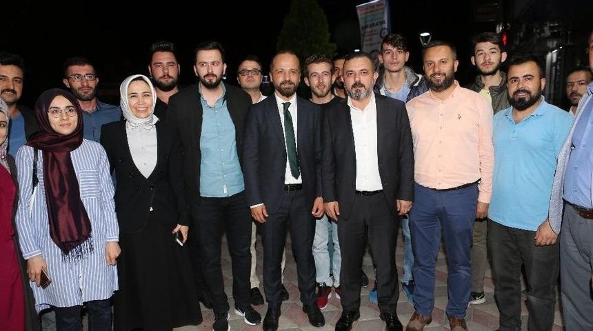 Sincan Belediye Başkanı Ercan, &Ccedil;orumlularla Sahur Yaptı