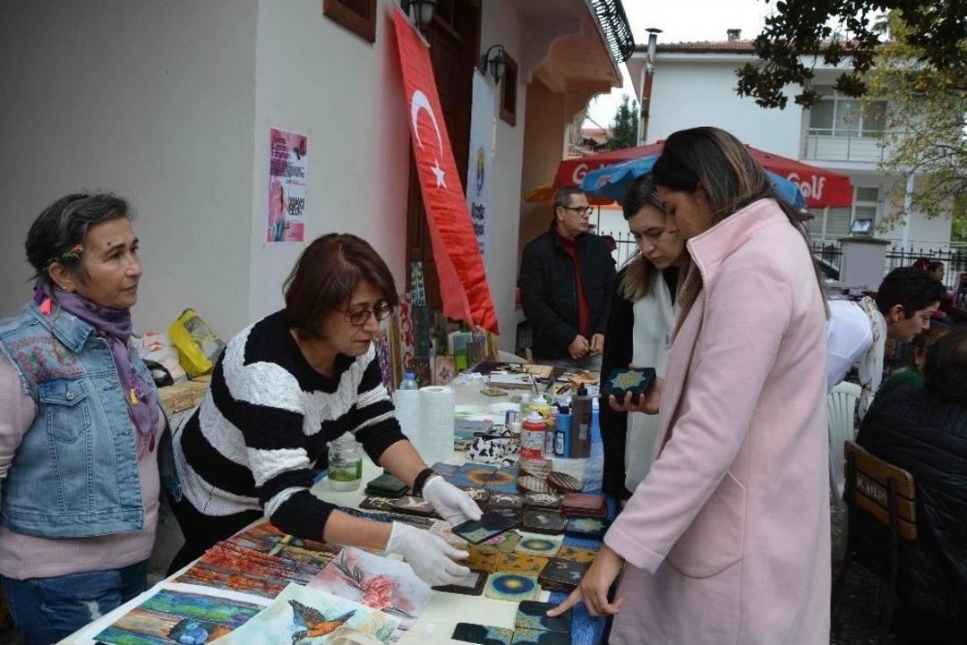 Sanatını Asena Ceren İ&ccedil;in Konuşturdu