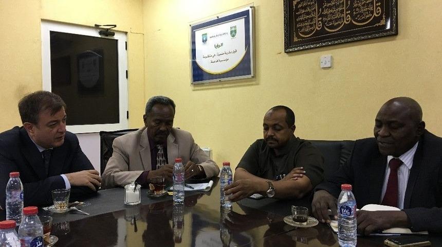 Cumhurbaşkanı Erdoğan&rsquo;ın Gelişi Hartum&rsquo;da Coşkuyla Bekleniyor