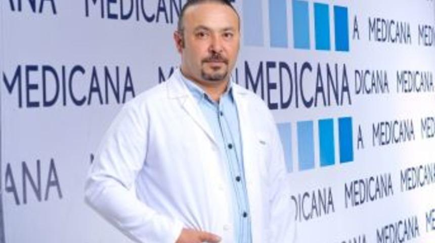 Yrd. Do&ccedil;. Dr. Kayapınar: &ldquo;meme K&uuml;&ccedil;&uuml;ltme Ve B&uuml;y&uuml;tme Ameliyatları Artık Korkutmuyor&rdquo;