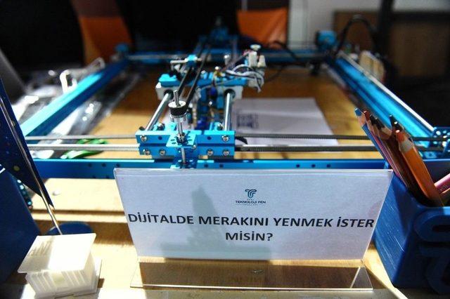 Özel Teknoloji Fen Okulları Öğretmenleri, Velilere Teknoloji Ve Eğitimi Anlattı