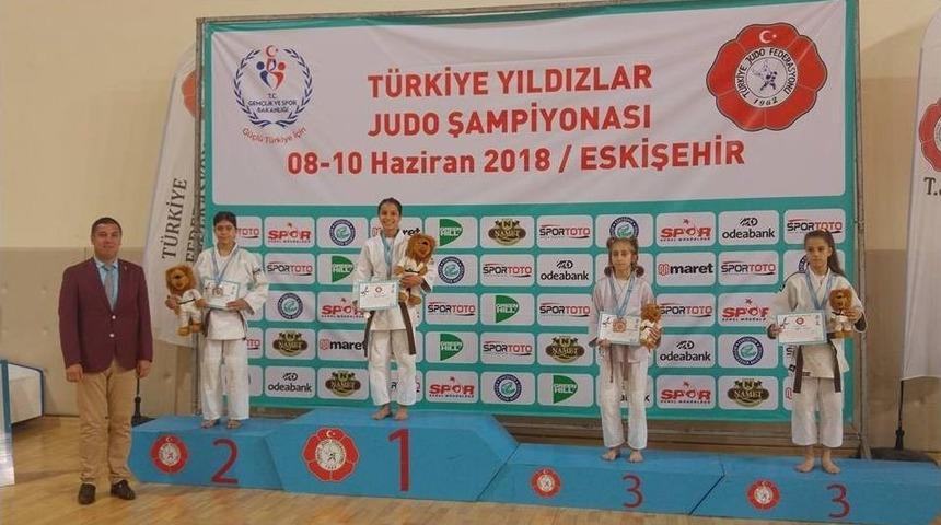 Judoda T&uuml;rkiye Şampiyonları Yunusemre&rsquo;den