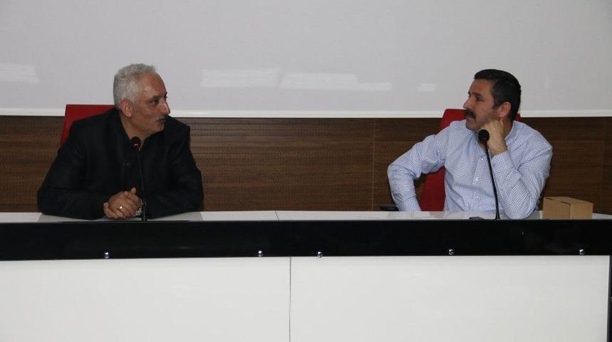 Er&uuml;&rsquo;de Derrida Konferansı