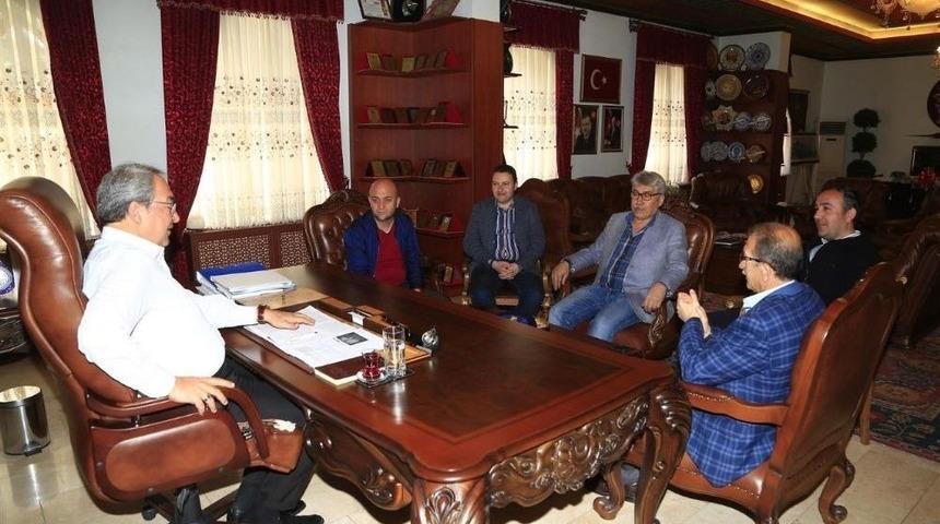 Nevşehirspor Y&ouml;neticileri &Uuml;nver&rsquo;i Ziyaret Etti