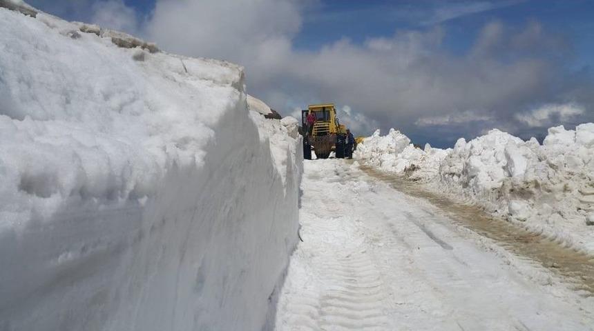 Bayburt&rsquo;ta Haziran Ayında Karla M&uuml;cadele