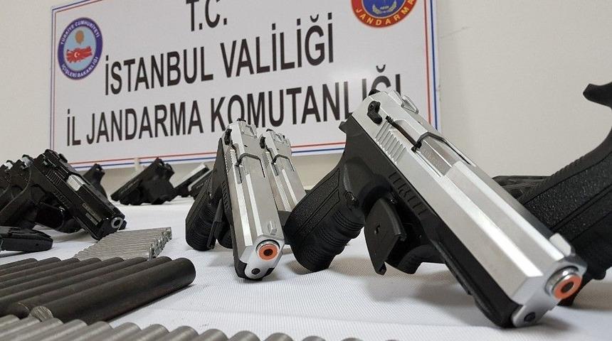 Jandarmadan Kurusıkıdan Ger&ccedil;ek Silah Yapılan İmalathaneye Baskın