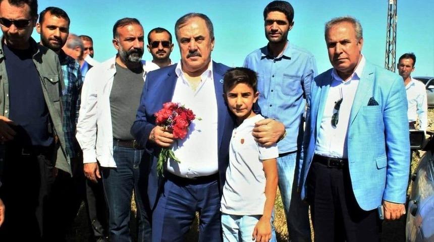 Ensarioğlu&rsquo;na Coşkulu Karşılama