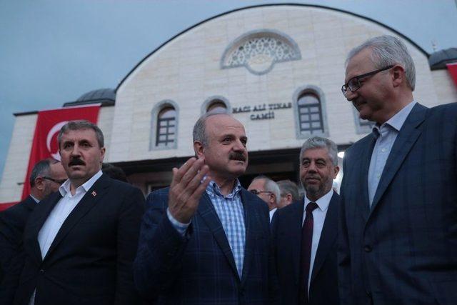 Yapımı Tamamlanan Hacı Ali Tınas Camii İbadete Açıldı