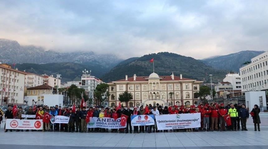 Sarıkamış Şehitleri Anısına Spil&rsquo;e Y&uuml;r&uuml;d&uuml;ler