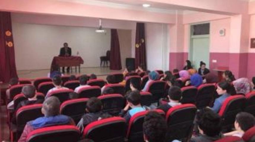 &Ouml;ğrencilere Doktorluk Mesleği Anlatıldı