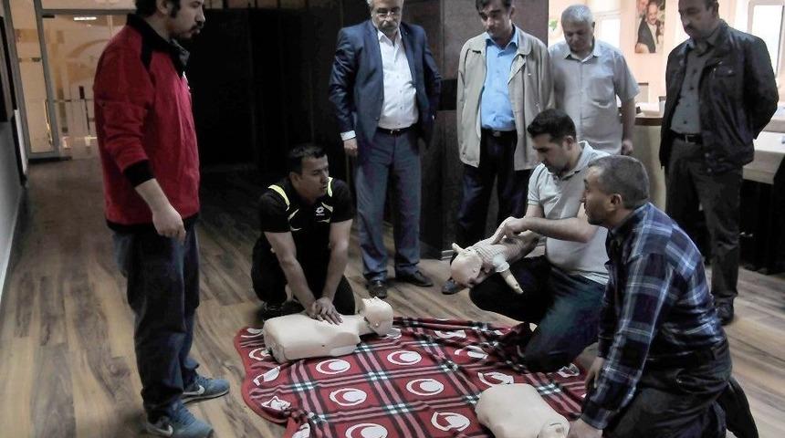 Belediye Personeline &lsquo;ilk Yardım&rsquo; Eğitimi