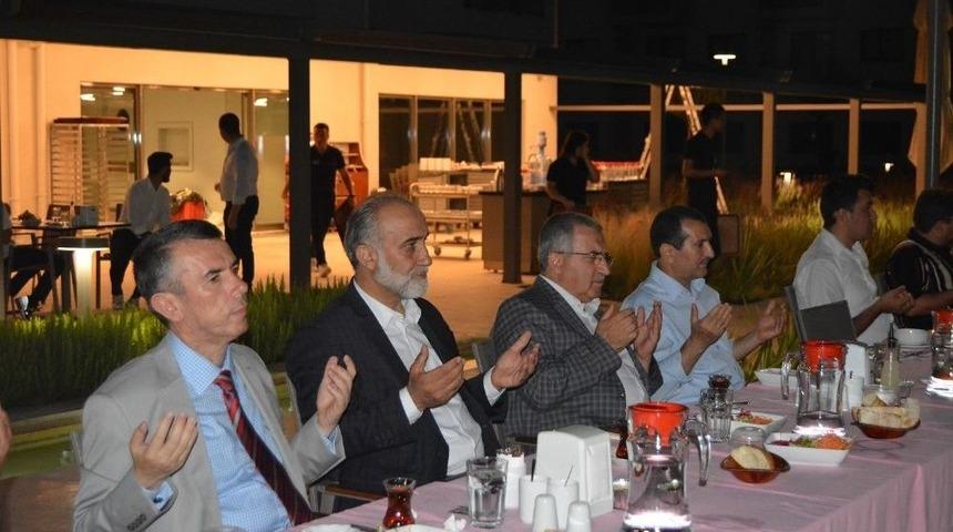 &lsquo;iyilik Sofrası&rsquo; G&uuml;re&rsquo;de Kuruldu